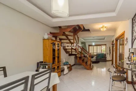 Casa com 3 Quartos à venda, 222m² no Ipanema, Porto Alegre