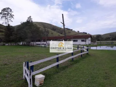 Fazenda/Sítio com 4 Quartos à venda, 1000m² no Altos da Vila Paiva, São José dos Campos
