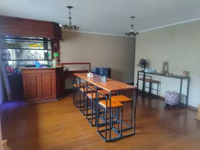 Casa com 11 Quartos à venda, 256m² no Saúde, São Paulo