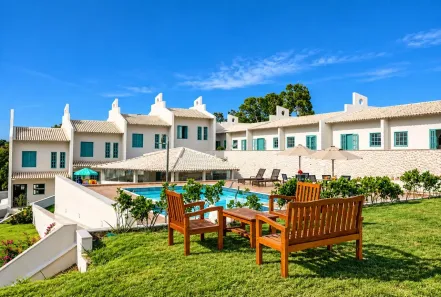 Casa de Condomínio com 2 Quartos para alugar, 40m² no Santa Mônica, Guarapari