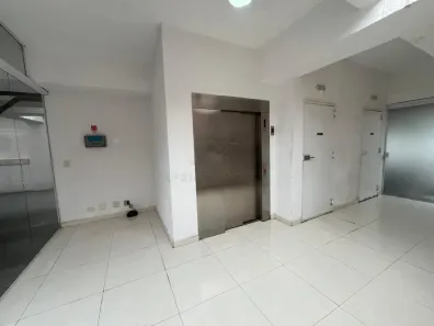 Sala Comercial para alugar, 89m² no Vila Assunção, Santo André