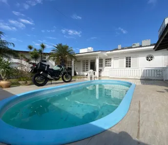 Casa com 7 Quartos à venda, 340m² no Coqueiros, Florianópolis