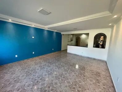 com 6 Quartos para alugar, 218m² no Jardim do Estádio, Santo André