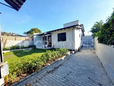 Casa com 2 Quartos à venda, 85m² no Jardim Sabará, Porto Alegre