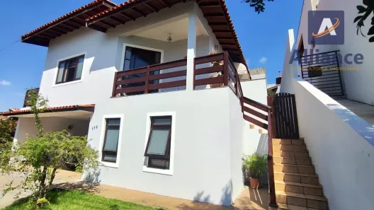Casa de Condomínio com 3 Quartos à venda, 200m² no Rainha, Louveira