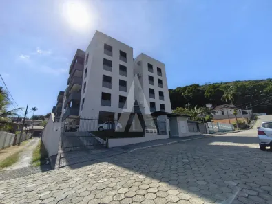 Apartamento com 3 Quartos para alugar, 81m² no Iririú, Joinville