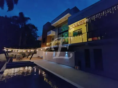 Casa de Condomínio com 4 Quartos à venda, 202m² no Cumbari, Mairiporã