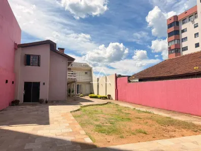 Sobrado com 3 Quartos para alugar, 466m² no Centro, Passo Fundo