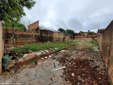 Lote/Terreno à venda, 250m² no Jardim Maria Celina, Londrina