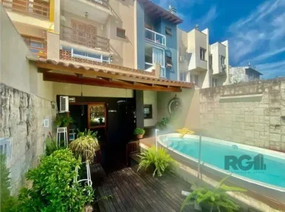 Casa com 3 Quartos à venda, 239m² no Espírito Santo, Porto Alegre