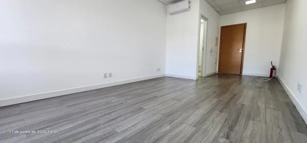Sala Comercial para alugar, 30m² no Tamboré, Santana de Parnaíba
