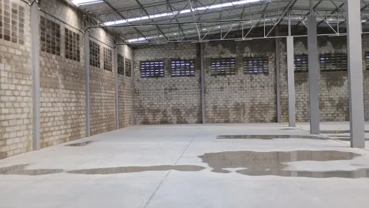 Lote/Terreno para alugar, 612m² no Guaribas, Eusébio