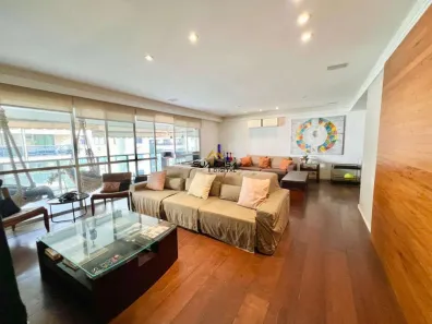 Apartamento com 4 Quartos à venda, 225m² no Lagoa, Rio de Janeiro