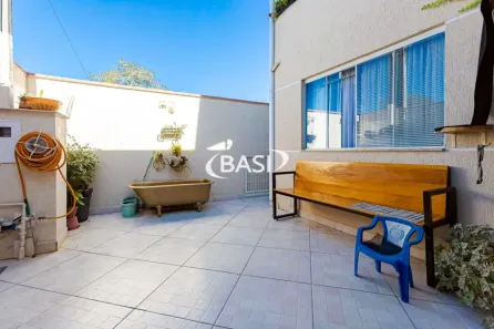 Sobrado com 3 Quartos à venda, 180m² no Uberaba, Curitiba