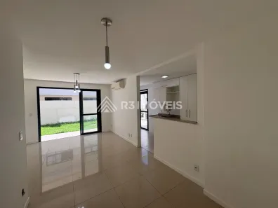 Casa com 3 Quartos para venda ou aluguel, 150m² no Recreio dos Bandeirantes, Rio de Janeiro