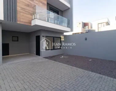 Sobrado com 4 Quartos à venda, 165m² no Xaxim, Curitiba