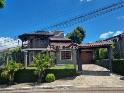 Sobrado com 3 Quartos à venda, 250m² no Niterói, Canoas