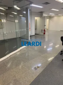Ponto Comercial para alugar, 180m² no Alto de Pinheiros, São Paulo