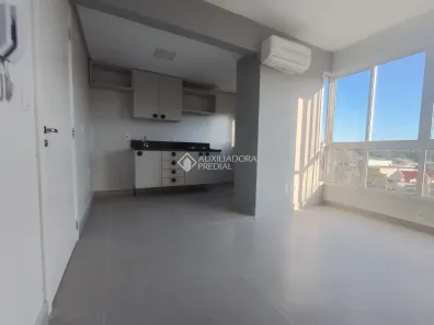 Apartamento com 3 Quartos à venda, 53m² no Cavalhada, Porto Alegre