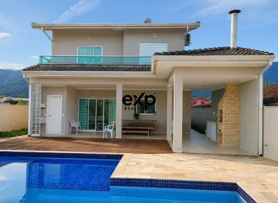 Casa de Condomínio com 5 Quartos à venda, 267m² no Centro, Bertioga