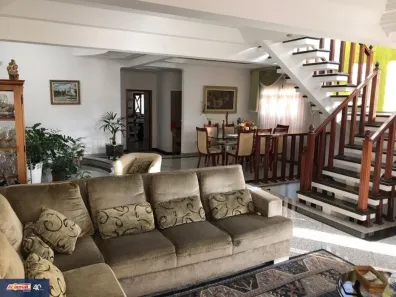Sobrado com 4 Quartos à venda, 350m² no Vila Galvão, Guarulhos