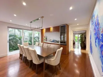 Sobrado com 5 Quartos para alugar, 600m² no Jardim América, São Paulo