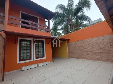 Casa com 3 Quartos à venda, 109m² no Centro, Bertioga