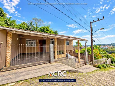 Casa com 6 Quartos à venda, 230m² no Velha Central, Blumenau