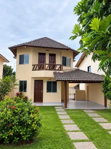Casa de Condomínio com 2 Quartos para venda ou aluguel, 112m² no Glória, Macaé