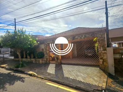 Casa com 4 Quartos à venda, 236m² no Vila Nogueira, Campinas
