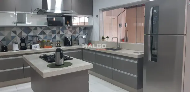 Casa com 3 Quartos à venda, 208m² no Jardim Ipiranga, Americana