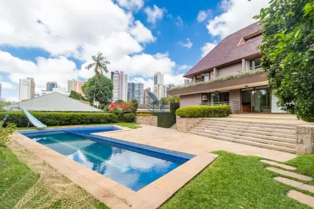 Casa com 4 Quartos à venda, 600m² no Mercês, Curitiba