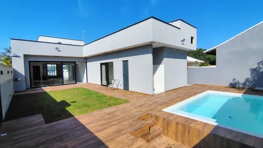 Casa de Condomínio com 3 Quartos à venda, 160m² no Salinas (Praia Seca), Araruama