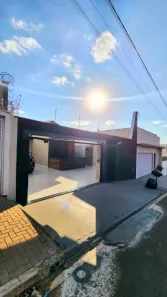 Casa com 3 Quartos à venda, 100m² no Esplanada Primo Meneghetti II, Franca