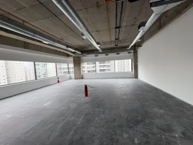 Sala Comercial para alugar, 201m² no Parque Industrial Tomas Edson, São Paulo