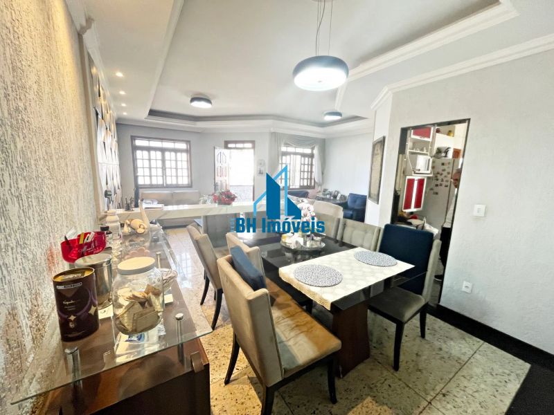 Casa com 3 quartos — Serrano, Belo Horizonte