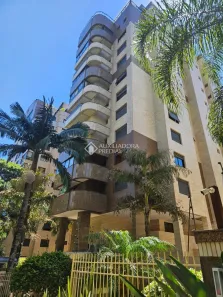 Apartamento com 3 Quartos à venda, 140m² no Três Figueiras, Porto Alegre