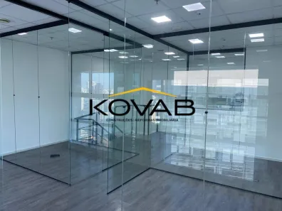 Sala Comercial para alugar, 112m² no Vila São Francisco (Zona Sul), São Paulo