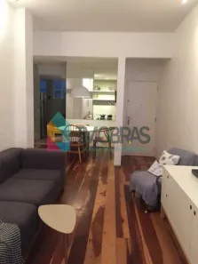 Apartamento com 2 Quartos à venda, 75m² no Copacabana, Rio de Janeiro