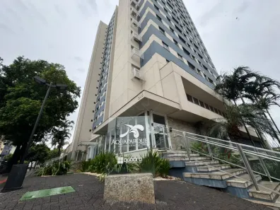 Apartamento com 3 Quartos para alugar, 69m² no Vitória, Londrina