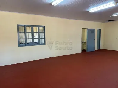 Prédio Comercial à venda, 128m² no Três Vendas, Pelotas