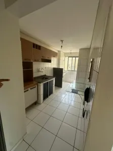 Apartamento com 3 Quartos para alugar, 77m² no Primavera, Teresina