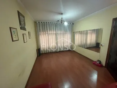 Sobrado com 3 Quartos à venda, 129m² no Jardim Ester Yolanda, São Paulo