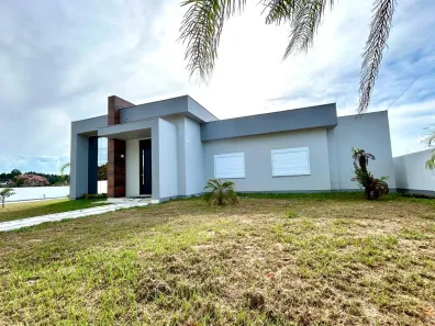 Casa com 3 Quartos à venda, 202m² no Lagoa da Serra, Araranguá
