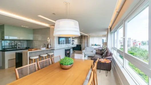 Apartamento com 3 Quartos à venda, 208m² no Rio Branco, Porto Alegre