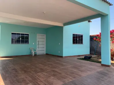 Casa com 3 Quartos para alugar, 128m² no , Brasília