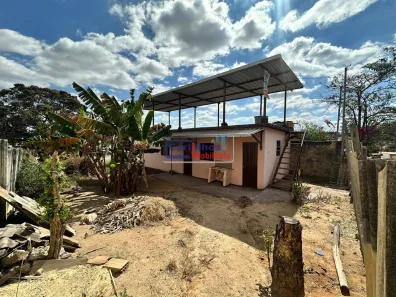 Casa com 2 Quartos à venda, 100m² no Bandeirinhas, Betim