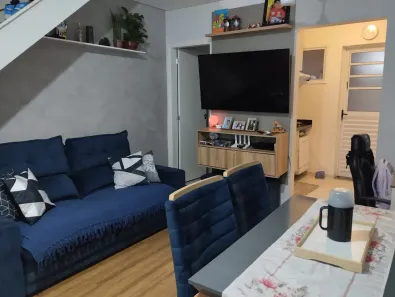 Casa de Condomínio com 2 Quartos à venda, 50m² no Maranhão, Cotia