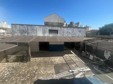 Imóvel Comercial com 4 Quartos para alugar, 825m² no Encruzilhada, Santos
