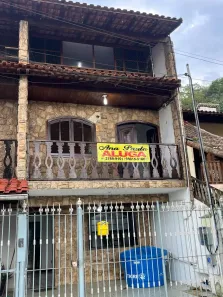 Casa com 3 Quartos para alugar, 280m² no Mangaratiba, Mangaratiba